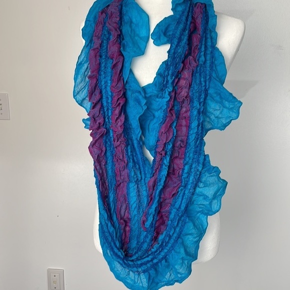 Blue Fuchsia Ruffled Eternity Scarf - Picture 4 of 7